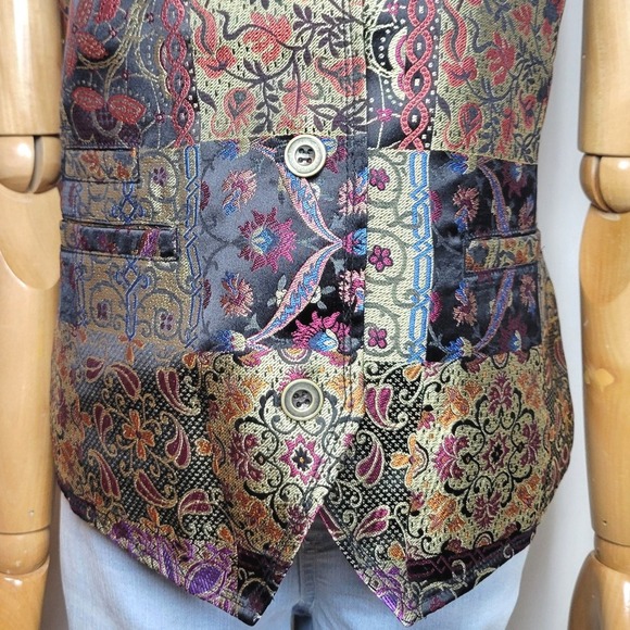 Coldwater Creek Vintage Patchwork Button Vest Medium Tapestry Vest Whimsical - Picture 2 of 9